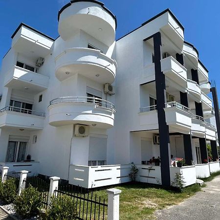 Apartmani Agovic อุลซิน ภายนอก รูปภาพ