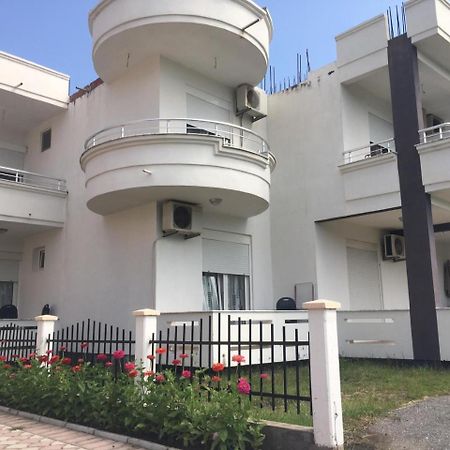 Apartmani Agovic อุลซิน ภายนอก รูปภาพ
