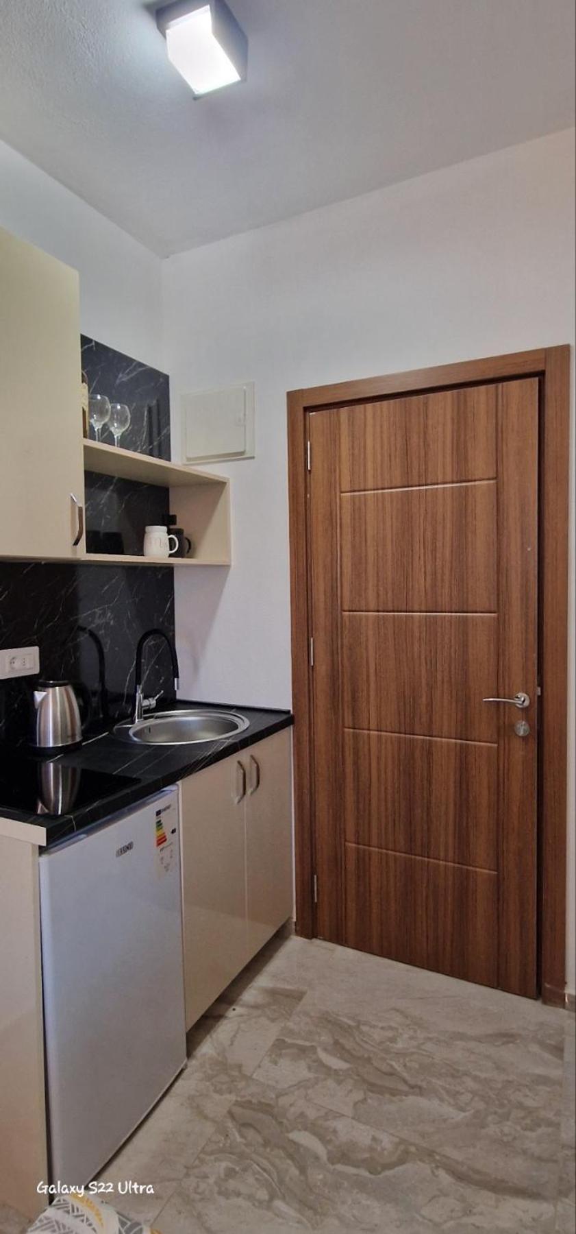 Apartmani Agovic อุลซิน ภายนอก รูปภาพ