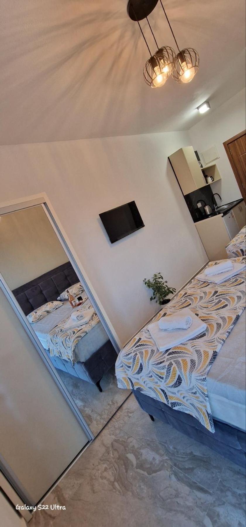 Apartmani Agovic อุลซิน ภายนอก รูปภาพ