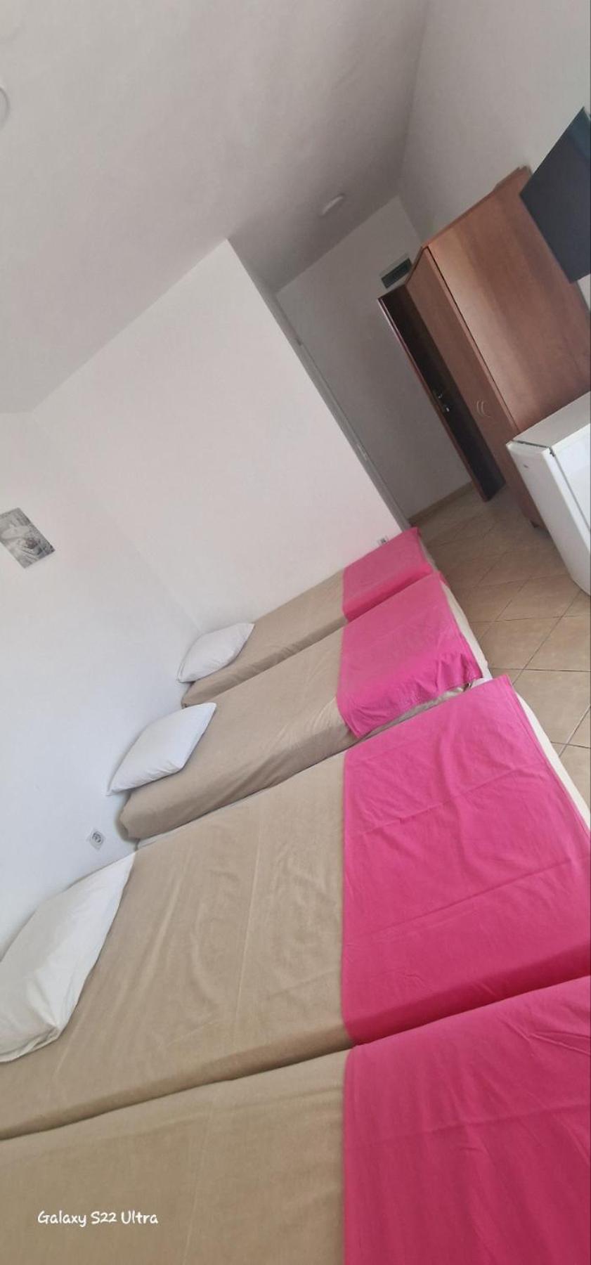 Apartmani Agovic อุลซิน ภายนอก รูปภาพ