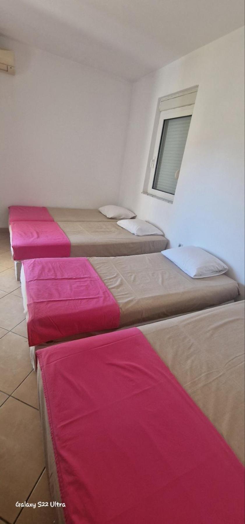Apartmani Agovic อุลซิน ภายนอก รูปภาพ